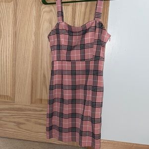 Plaid miniskirt pink and black